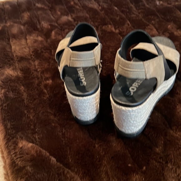 Sorel Espadrille Slip on Sandals - Picture 2 of 6